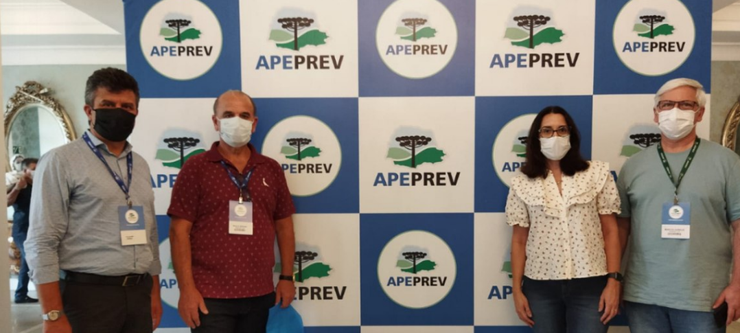 Wlademir Garbuggio representa Sarandi em evento sobre RPPS