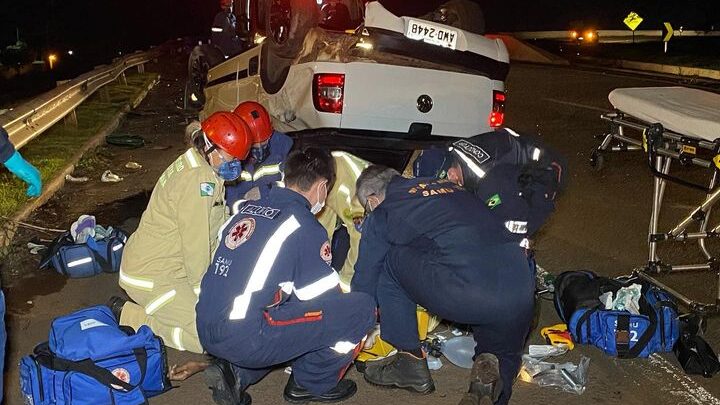 Capotamento no acesso à PR-317 mata Mateus Costa Clemente, de 20 anos