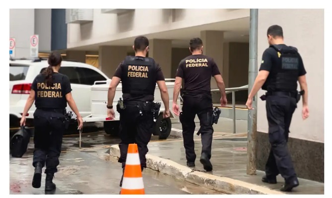 Polícia Federal cumpre mandados no Paraná contra financiadores de atos golpistas